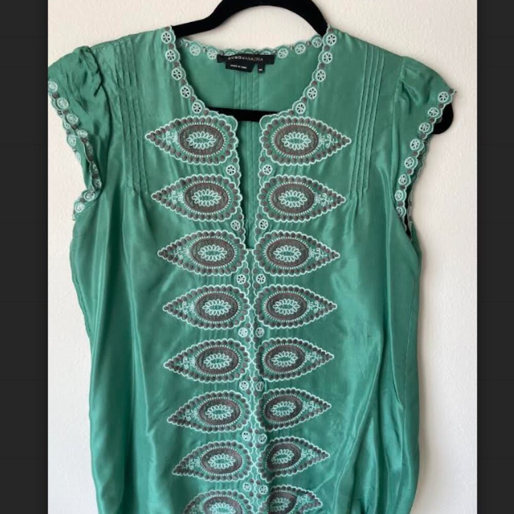 100% silk xs BCBG Max Azria blouse